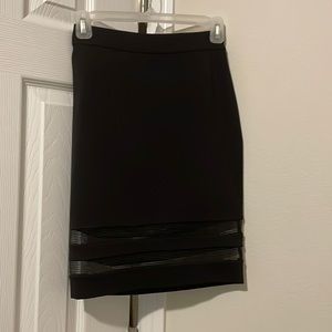 Short black skirt size 0 still has tags never used